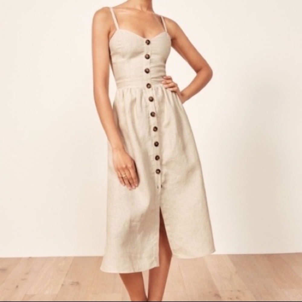 NWT Reformation Thelma Dress Sand color size 2